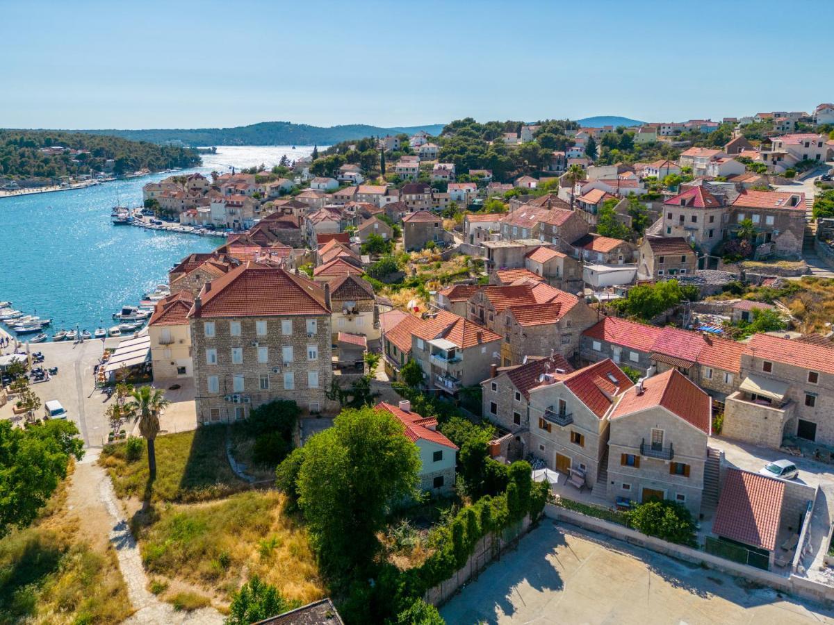 Luxury Stone Villa Nevija 2022 Private Villa Milna  Exterior photo